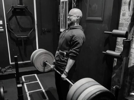 Muscle building trainer thame